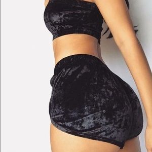 Black Velvet Set